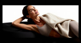 13 Best Cashmere Throw Blanket in 2026
