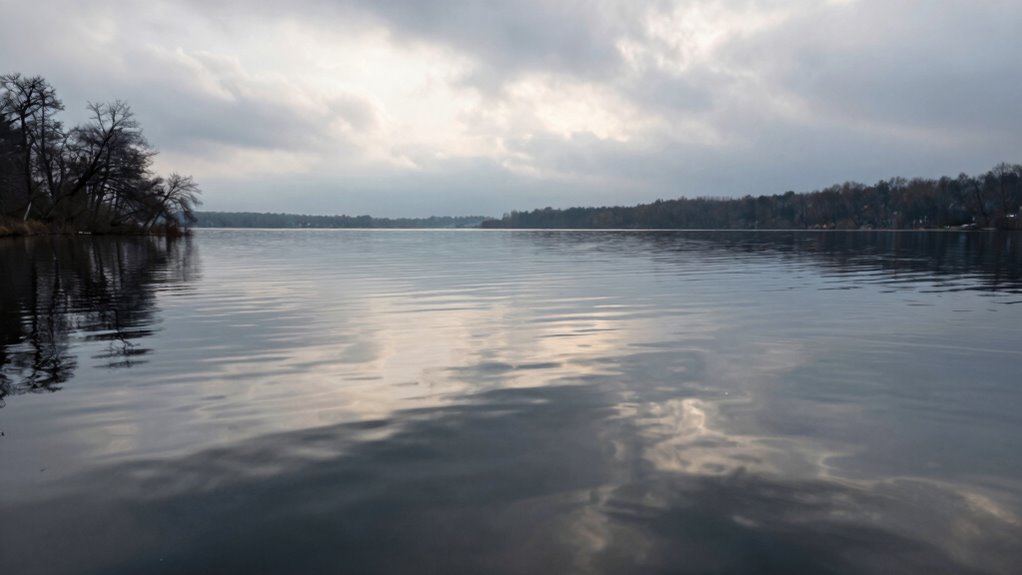 water reflects emotional states
