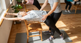 I Use This Exercise To Help My Clients Over 50 Improve Their Balance, Posture And Core Strength—and It Only Takes 60 Seconds